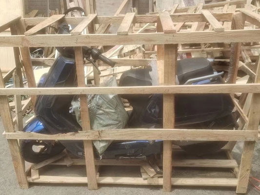 班玛托运电瓶车